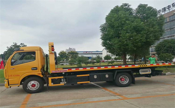 呼和浩特定远24小时拖车救援电话号码，定远道路救援公司怎么收费的